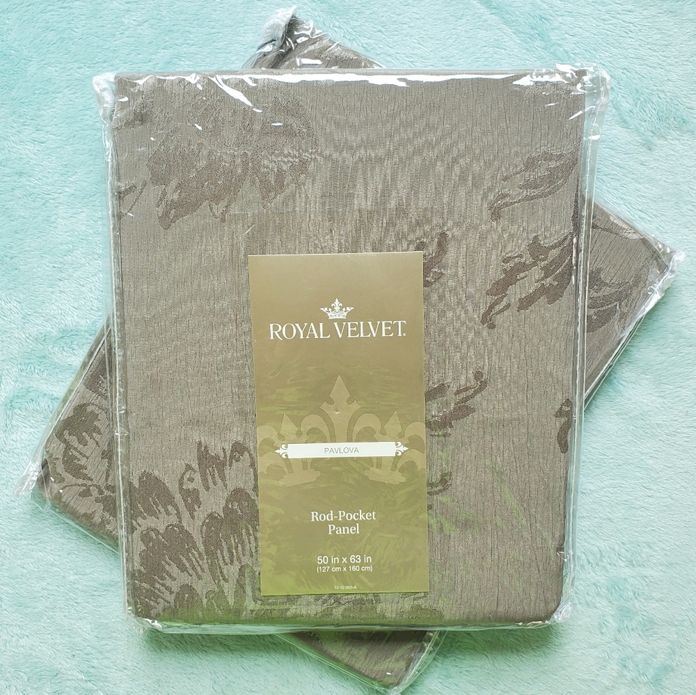 💫 Royal Velvet - Set of 2 Pavlova Rod-pocket Panels
